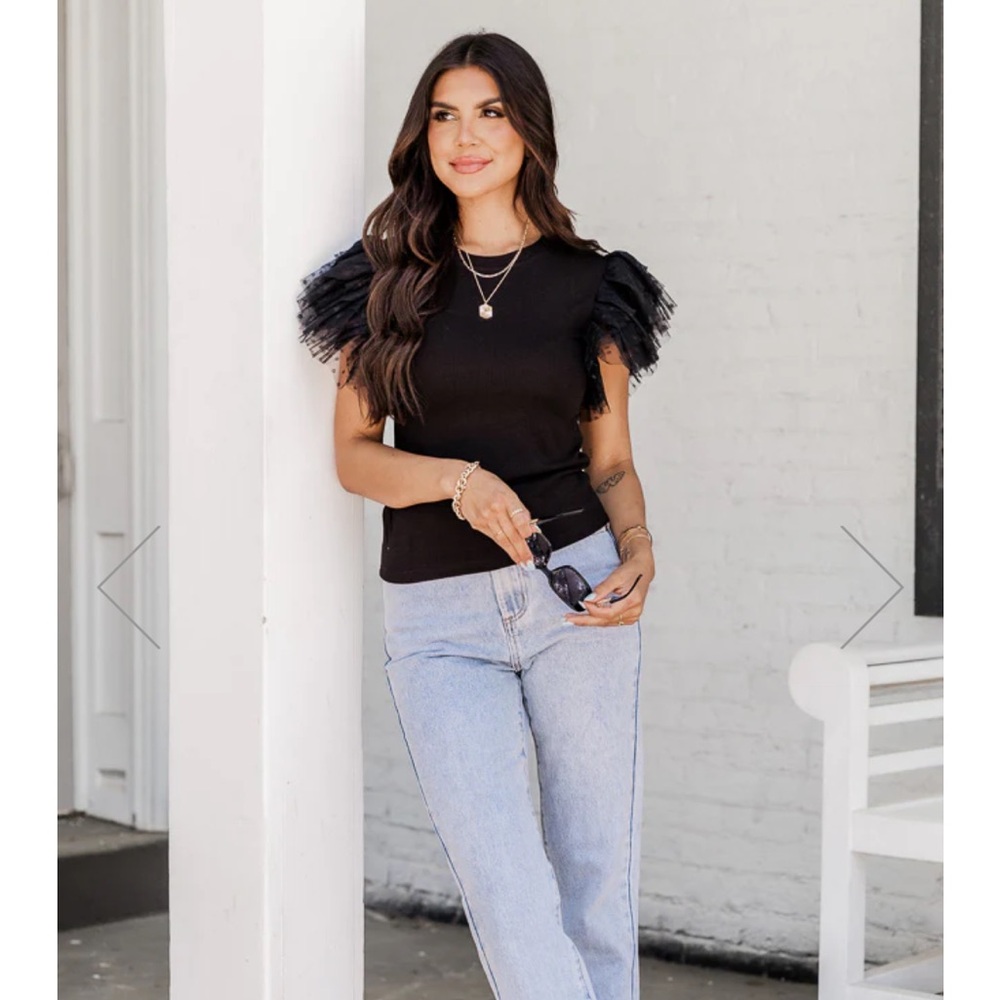 NWOT tulle sleeve top!